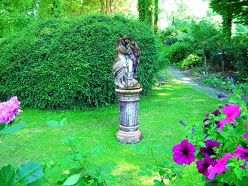 Large Stone Doric Garden Pedestal