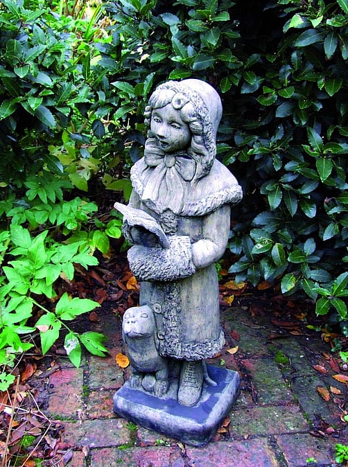 Victorian Caroler Garden Statue