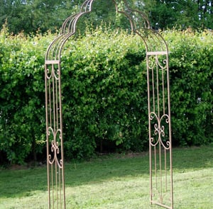 Rusty Vintage Antiqued Metal Garden Arch