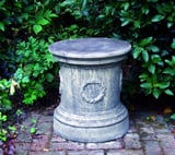Round Laurel Plinth Garden Pedestal