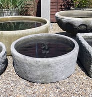 Medium Round Stone Garden Reservoir