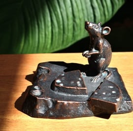 Mouse on Cheese Metal Garden Ornament