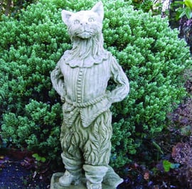 Dick Whittingtons Cat Statue
