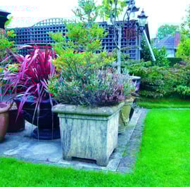 Grand Square Stone Garden Planter