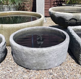 Medium Round Stone Garden Reservoir
