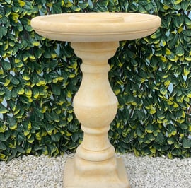 Stokeham Birdbath in Sandstone