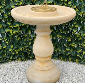 Edwardian Sundial in Sandstone