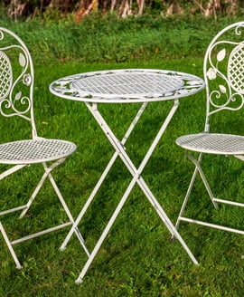Yoxford Metal Garden Bistro Set Cream