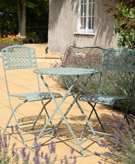 Bosbury Vintage Green Metal 3 Piece Bistro Set