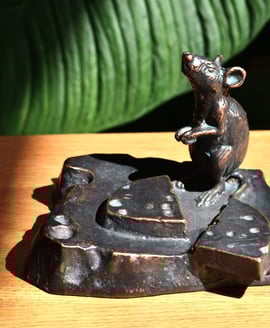 Mouse on Cheese Metal Garden Ornament