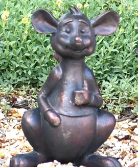 Winnie the Pooh Roo Garden Ornament – Aged Verde