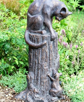 Cat and Mouse Garden Ornament – Aged Verde