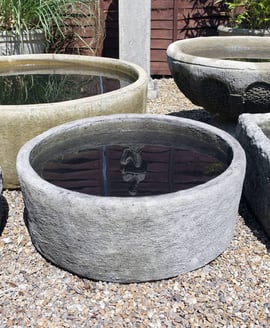 Medium Round Stone Garden Reservoir