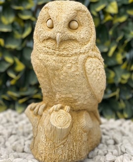 Barn Owl Garden Ornament in Sandstone