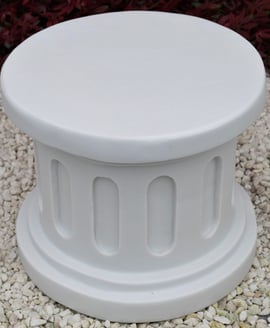 Medium Round Garden Ornament Plinth in White