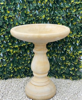 Vintage Birdbath in Sandstone