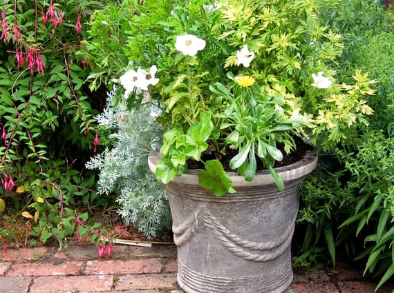 Vienna Twine Stone Garden Vase