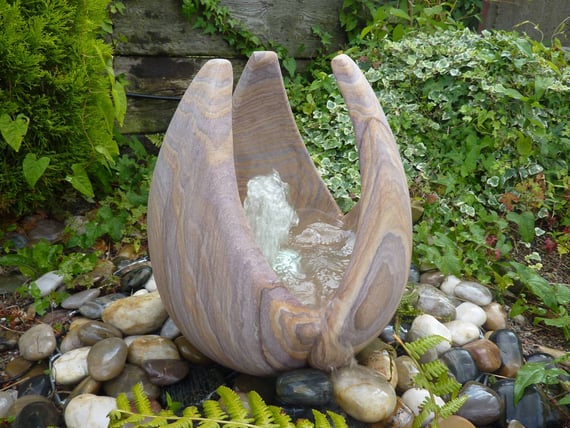 Large Babbling Lily Rainbow Sandstone Water Feature