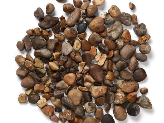 Oyster Pearl Decorative Pebbles 750kg Bag