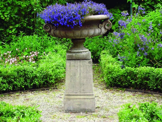 Vienna Stone Garden Pedestal