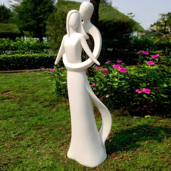 Small Infinite Love Garden Statue