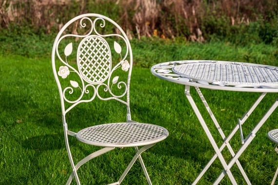 Yoxford Garden Bistro Set Cream