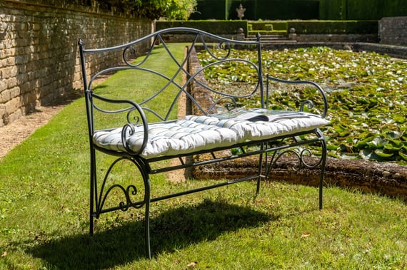 Victoria Traditional Metal Garden Seat