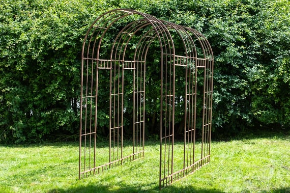 Arles Brown Metal Garden Tunnel