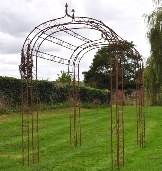 Parisienne Rusted Metal Garden Tunnel