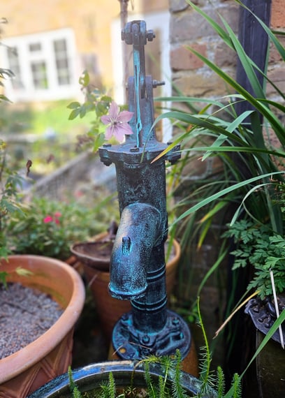 Cast Iron Water Pump Garden Ornament