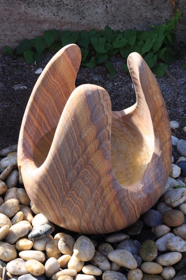 Medium Babbling Lily Rainbow Sandstone Water Feature