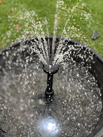 1000 Litres Per Hour Garden Water Feature Pump with Spot Light