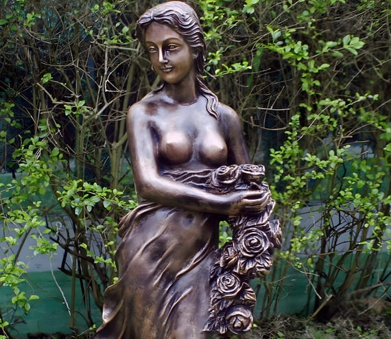 Iris Garden Statue Bronze
