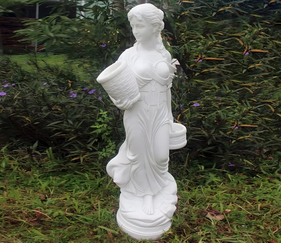 Isabella Goddess Garden Statue Original