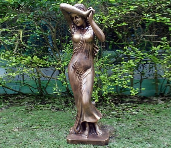 Large Vergogna Phryne Garden Statue in Bronze Original