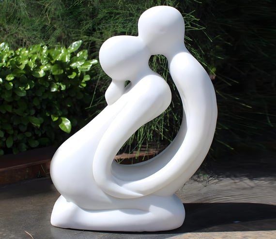 Kiss Garden Statue Original