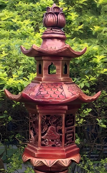 Oriental Garden Lantern in Red