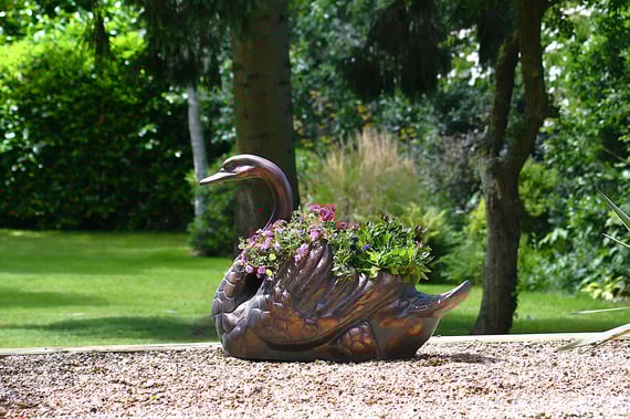 Swan Planter Metal Garden Ornament - Antiqued Bronze Aluminium