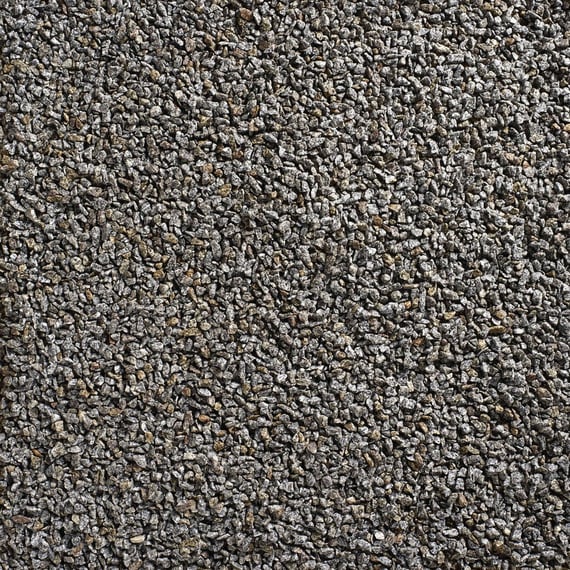 Cornish Silver Granite Chippings Wet