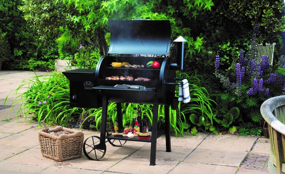 Lifestyle Big Horn Pellet Grill with Smoker