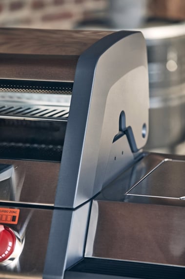 Enders Monroe Pro 4 SIK Turbo Gas Barbecue Lid