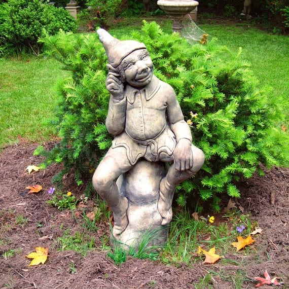 Leprechaun Garden Statue