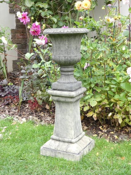 Keymer Plinth in Stone C1709 with Vienna Vase
