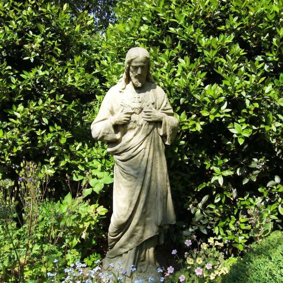 Sacred Heart of Christ Garden Statue