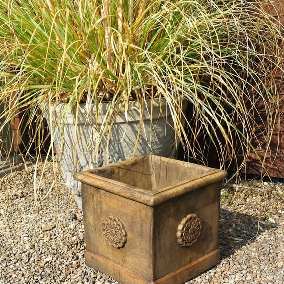 Vienna Square Rose Garden Vase