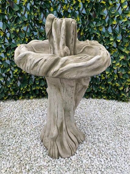 Blue Tit Birdbath in Stone - original product photo