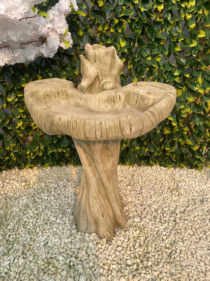 Nuthatch Birdbath in Stone — Original Product Photo
