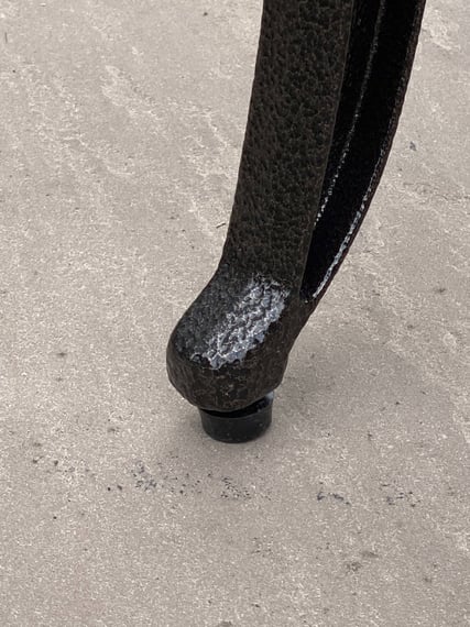 Lichfield Ballykeel 6 Seat Oval Dining Set Leg