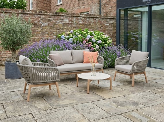 Norfolk Collection Modesto Lounge Set
