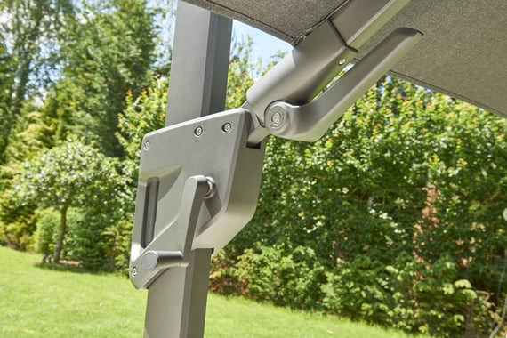 Garden Must Haves Royce Ambassador 3m Cantilever Parasol Winch